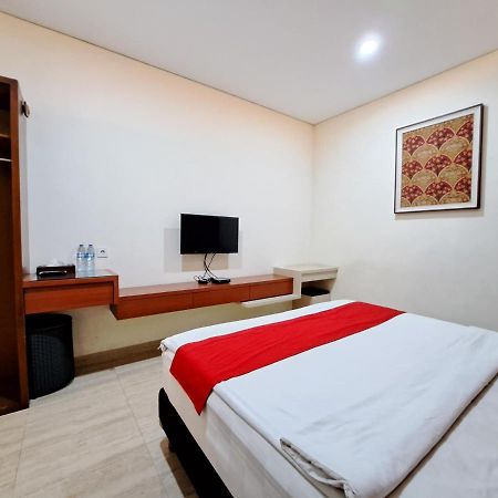 Dewi Uma House Hotel Денпасар Екстериор снимка