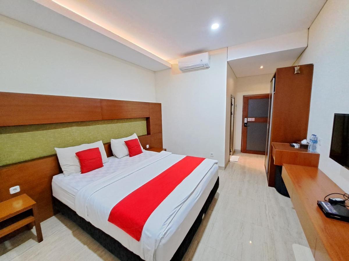 Dewi Uma House Hotel Денпасар Екстериор снимка