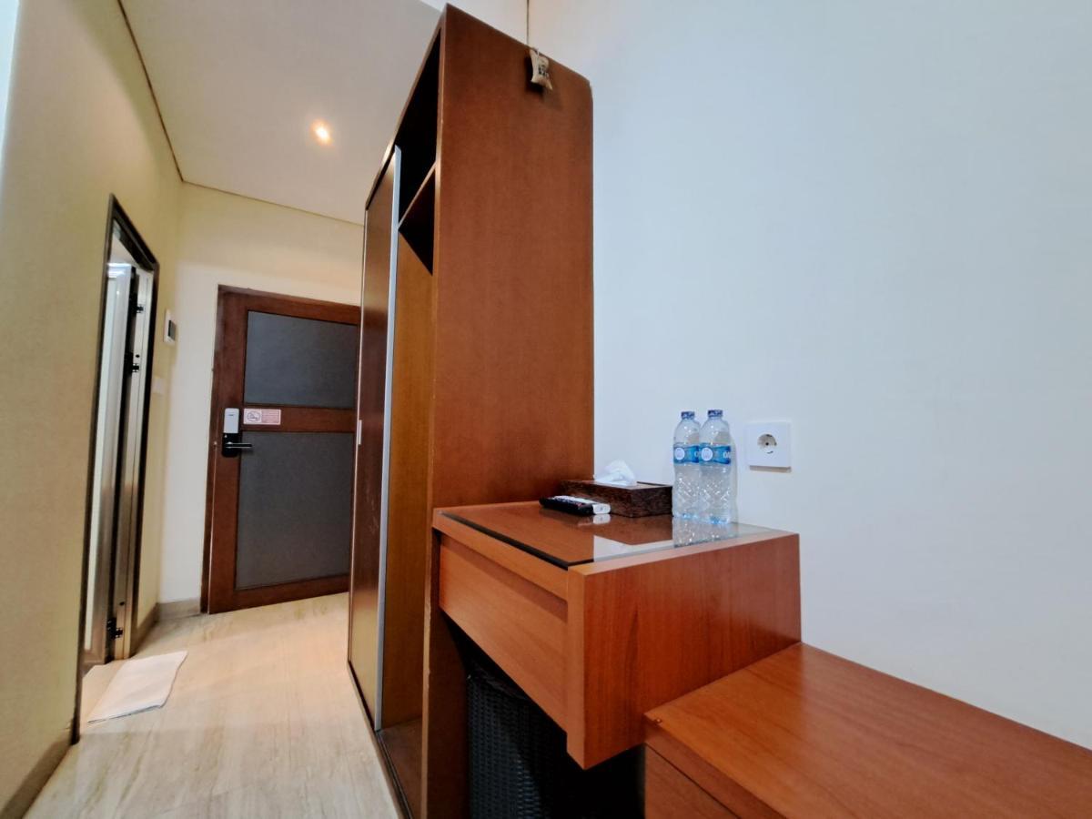 Dewi Uma House Hotel Денпасар Екстериор снимка