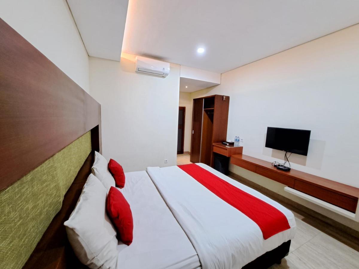 Dewi Uma House Hotel Денпасар Екстериор снимка